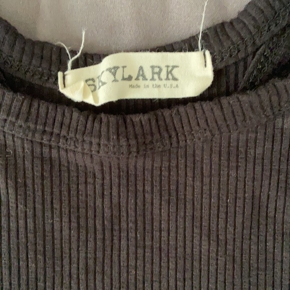 Basic black top - Picture 2 of 2